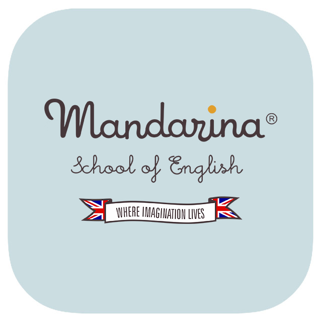 Logo Mandarina School of English. Nuevo concepto de academia de inglés de Mandarina